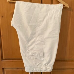 White cargo capris 36” waist